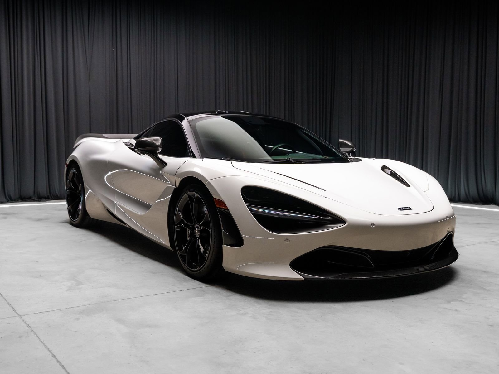 Used 2019 McLaren 720S Performance RWD image 20