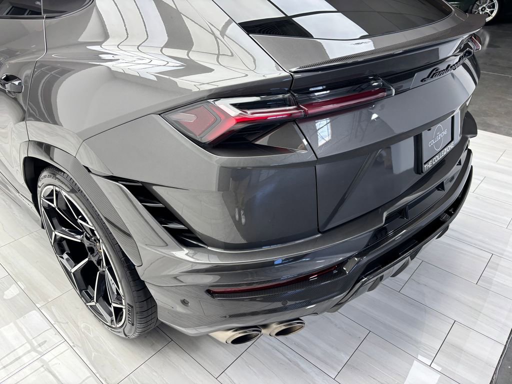 Used 2023 Lamborghini Urus Performante image 23