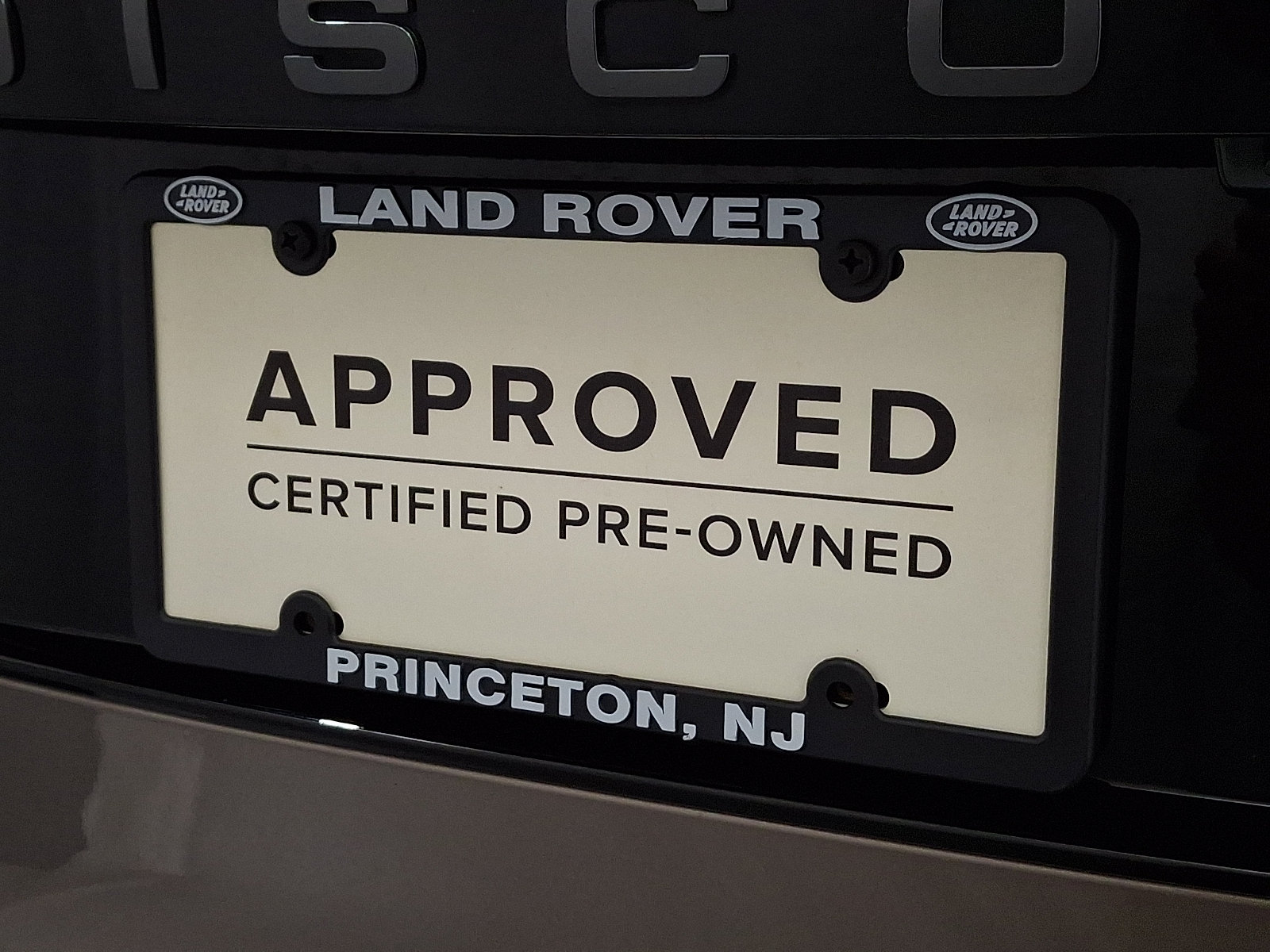 Certified 2025 Land Rover Discovery Dynamic SE AWD/4WD image 29