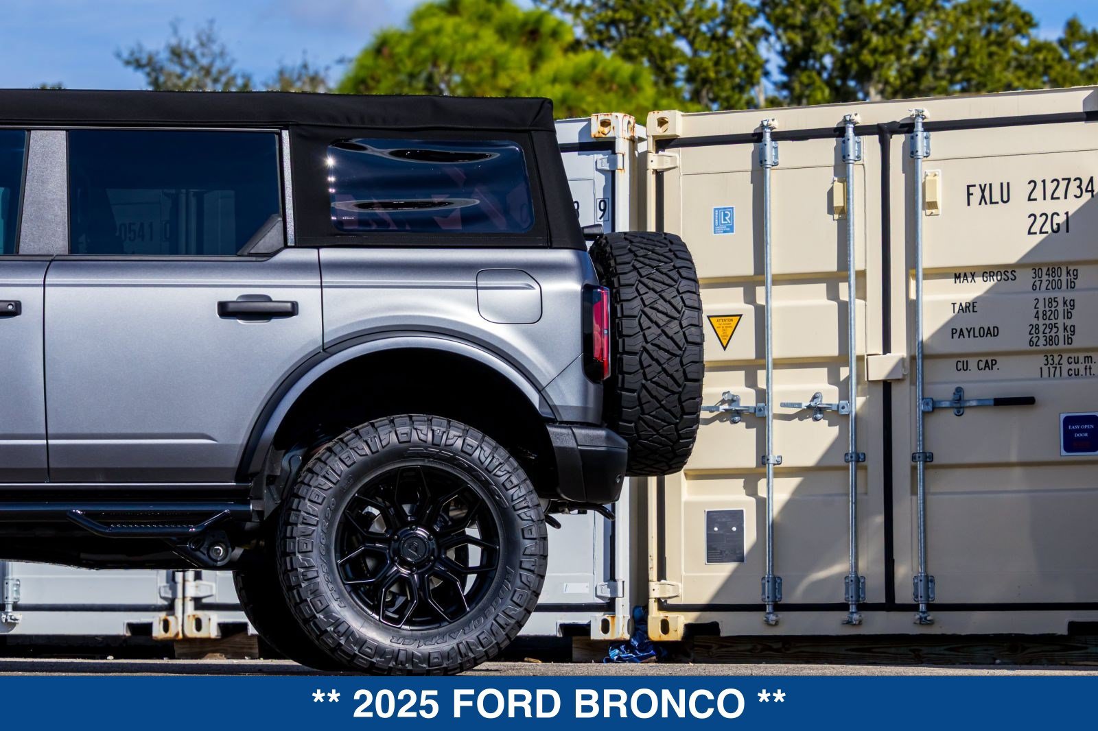 Used 2025 Ford Bronco Badlands AWD/4WD image 30