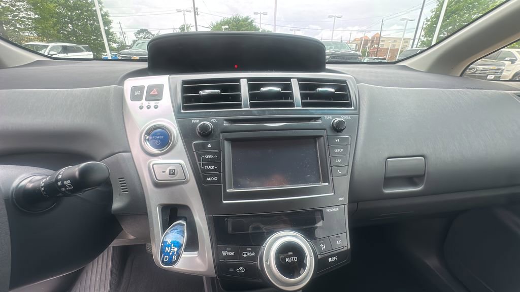 Used 2013 Toyota Prius V Two image 17