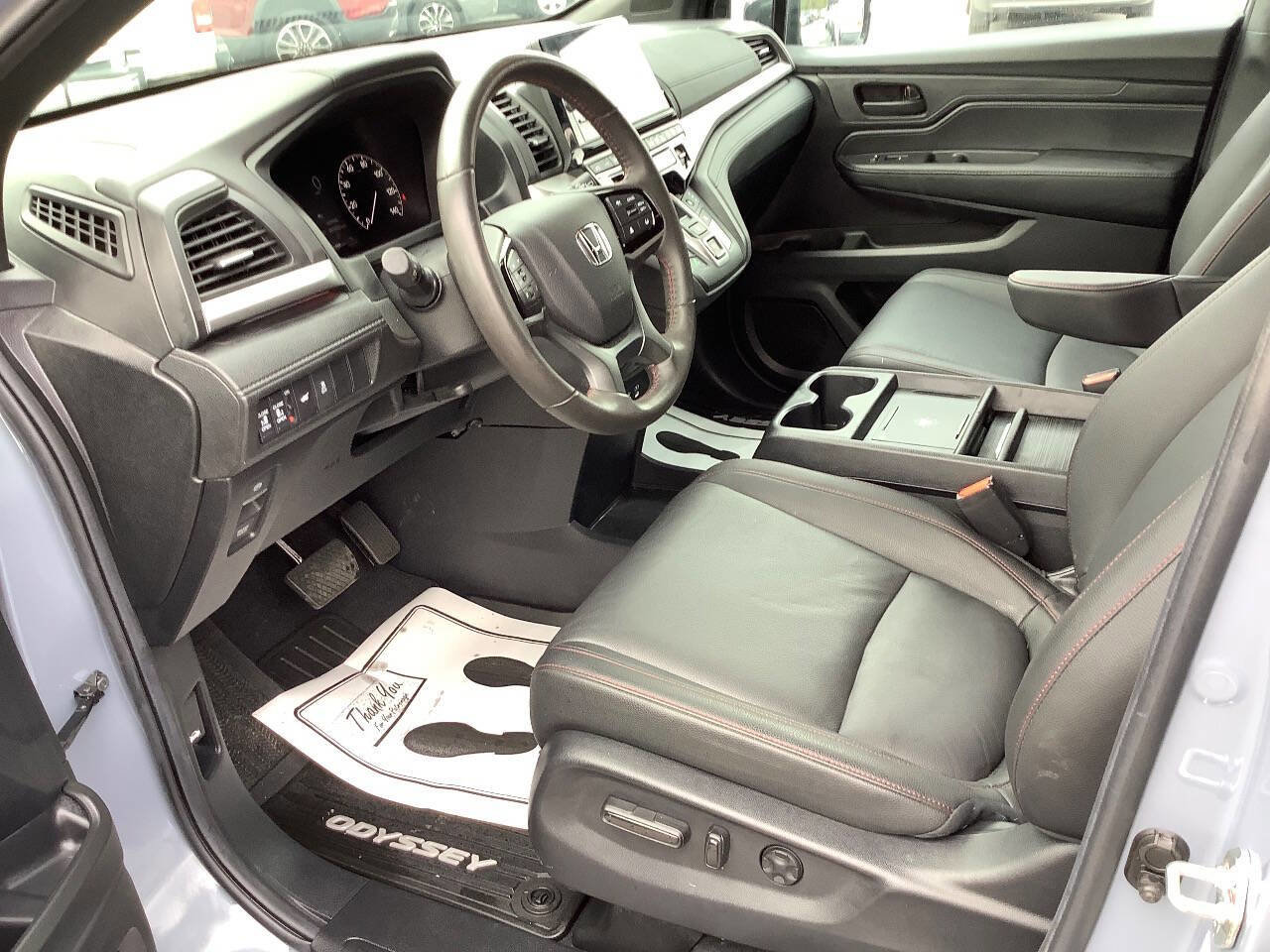 Used 2025 Honda Odyssey Sport-L image 27