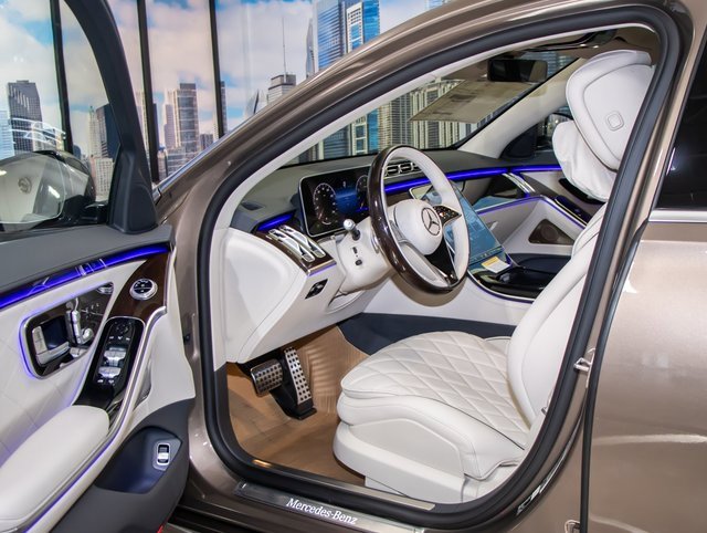 New 2026 Mercedes-Benz S 580 4MATIC Sedan image 13