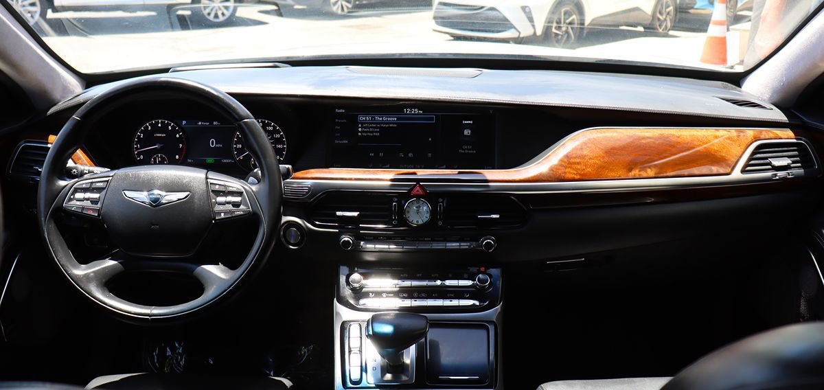 Used 2019 Genesis G90 5.0 Ultimate RWD image 35