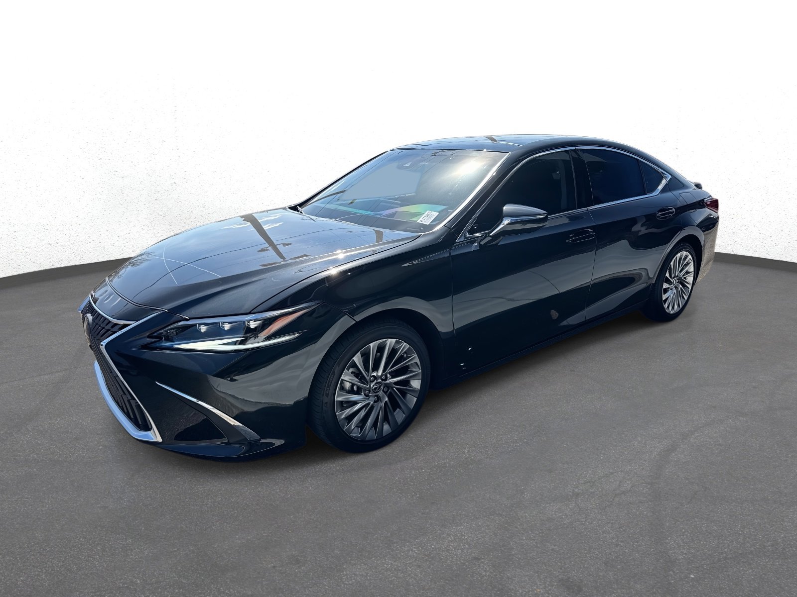 Used 2022 Lexus ES 350 Ultra Luxury w/ Accessory Package 2 image 7
