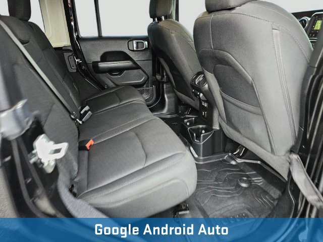 Used 2020 Jeep Wrangler Unlimited Sahara AWD/4WD image 16