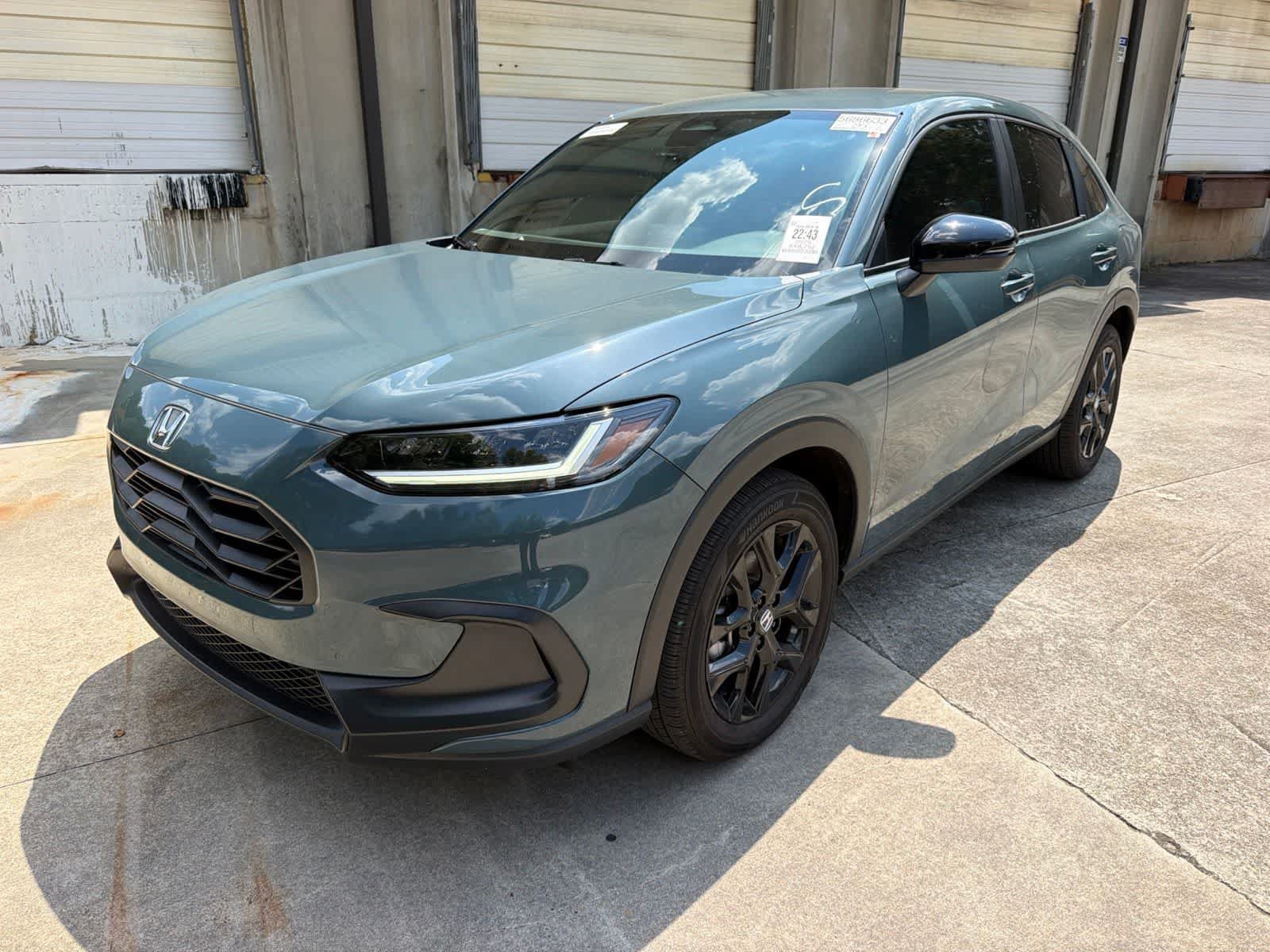 Certified 2025 Honda HR-V Sport image 3