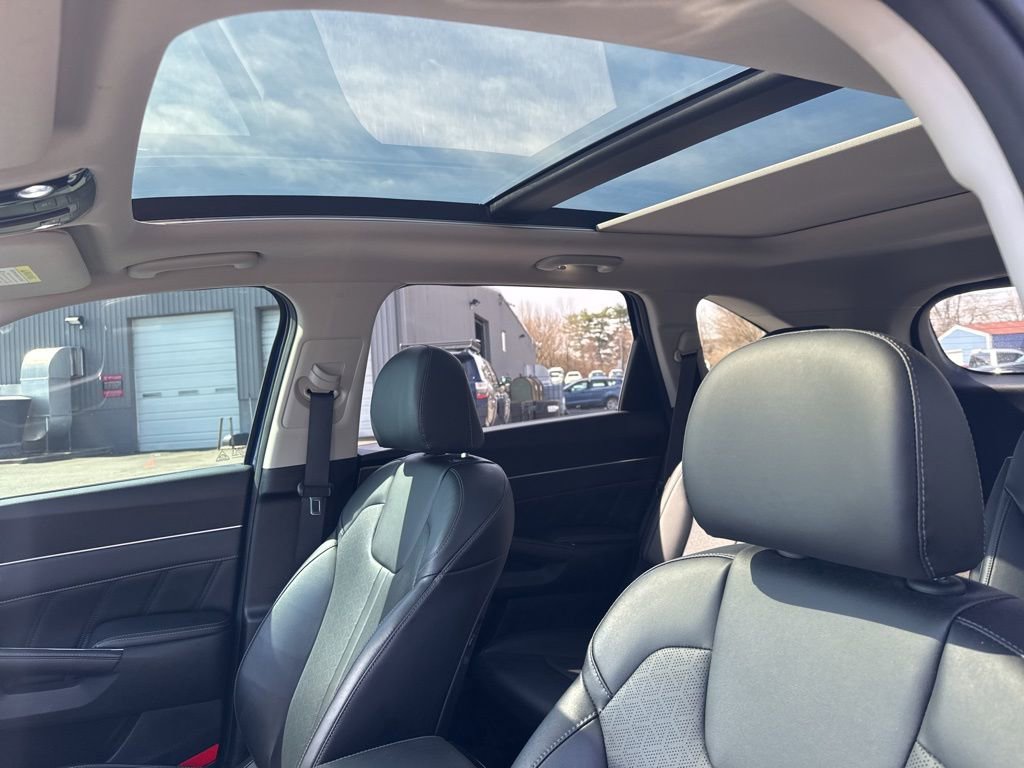 Used 2022 Kia Sorento SX image 12