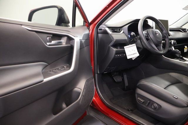 New 2025 Toyota RAV4 XLE image 9
