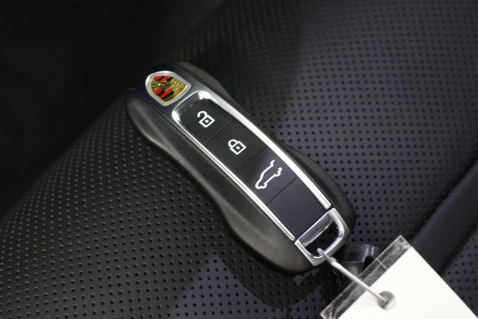 New 2026 Porsche Cayenne S image 23