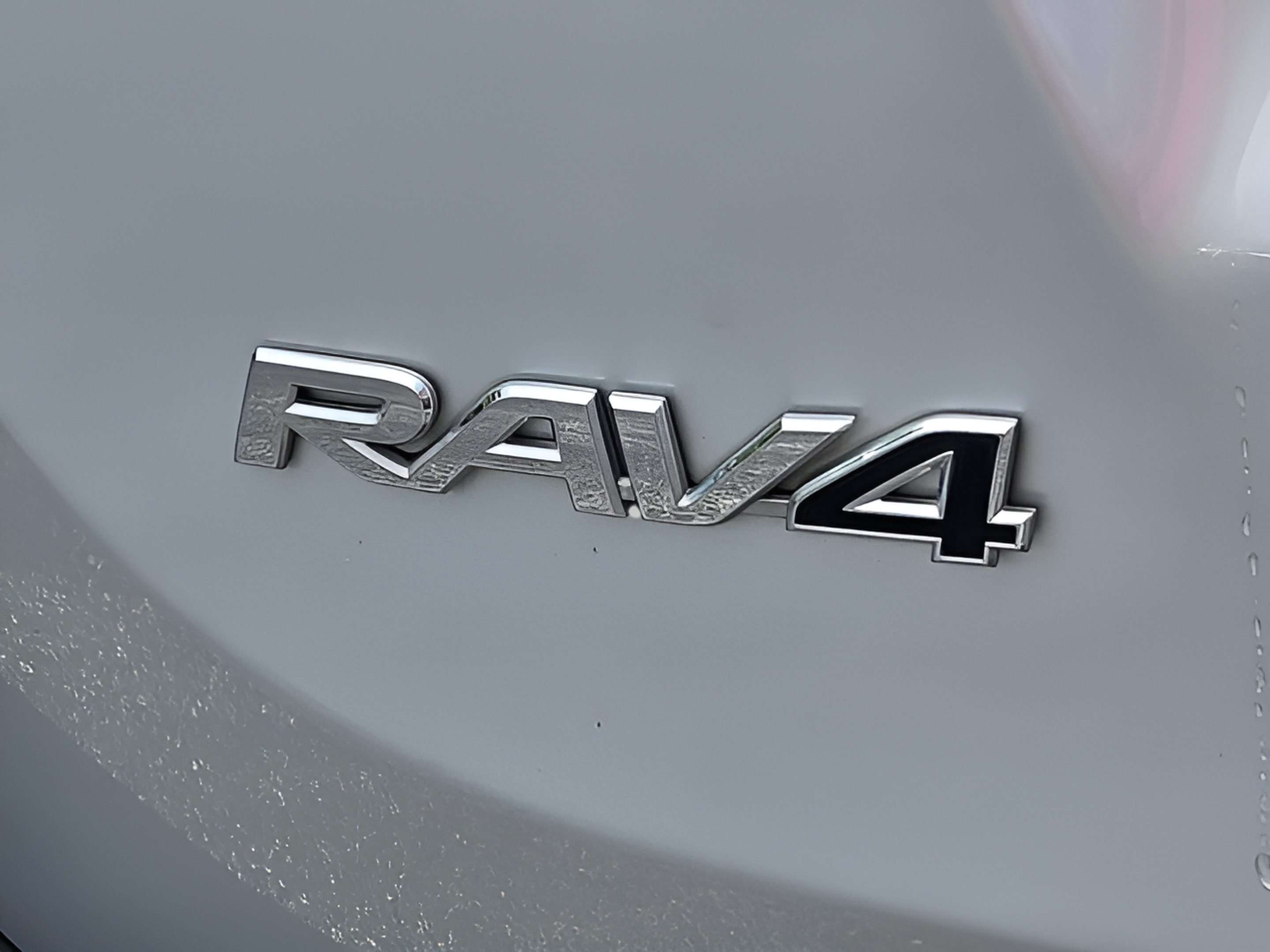 Used 2015 Toyota RAV4 LE FWD image 29