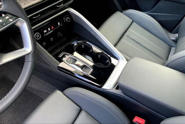 New 2025 Audi Q5 Premium Plus image 8