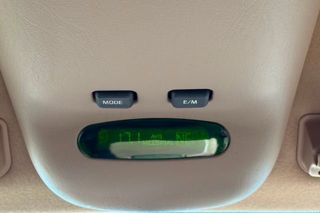 Used 1999 Ford F350 Lariat image 36