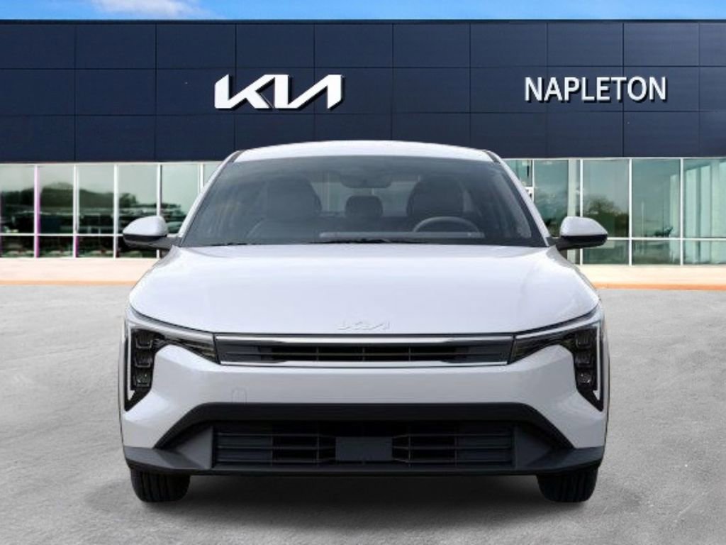 New 2026 Kia K4 LXS image 2