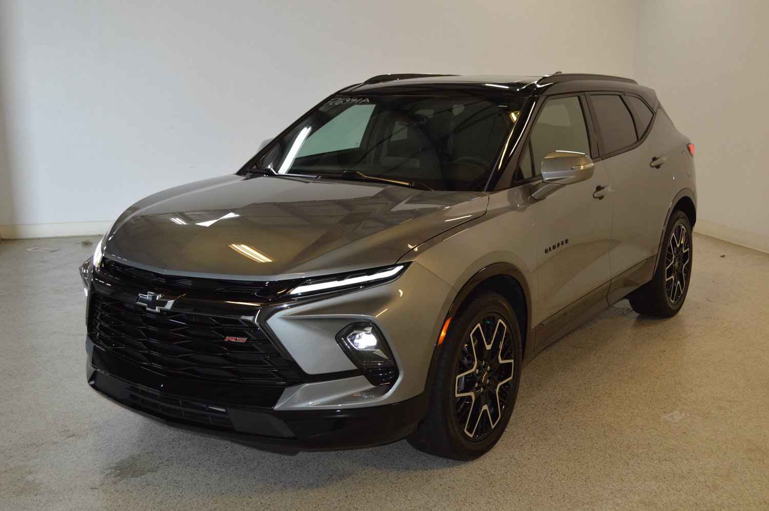 Used 2024 Chevrolet Blazer RS w/ Enhanced Convenience Package AWD/4WD image 7