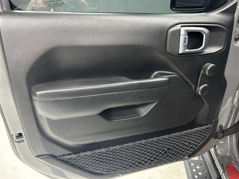 Used 2021 Jeep Wrangler Unlimited Sport image 18