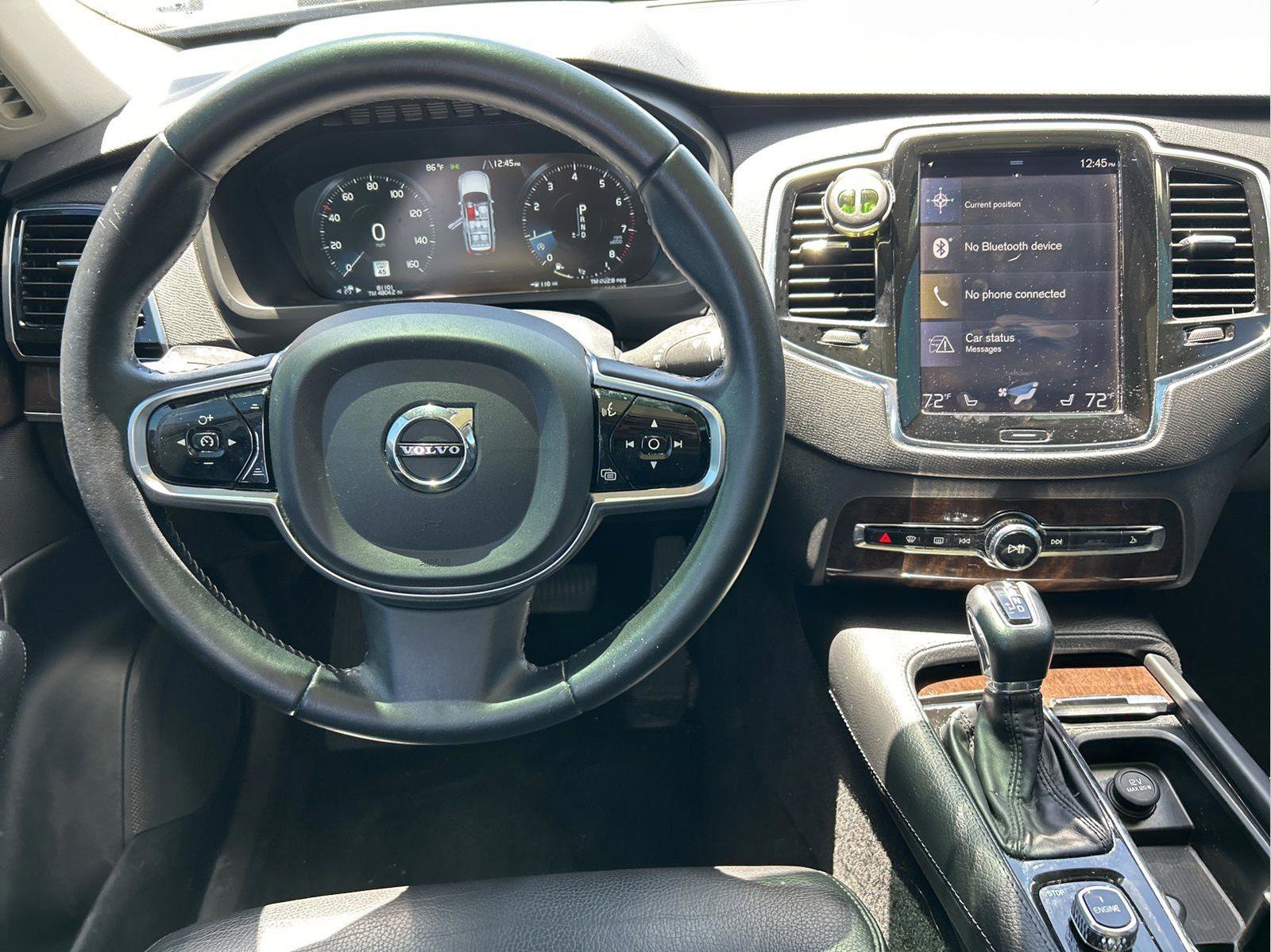 Used 2017 Volvo XC90 T6 Momentum w/ Vision Package image 23