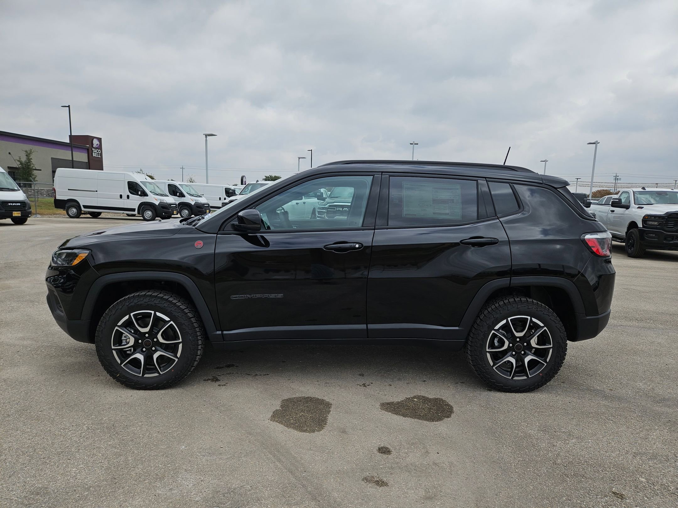 New 2026 Jeep Compass Trailhawk image 6