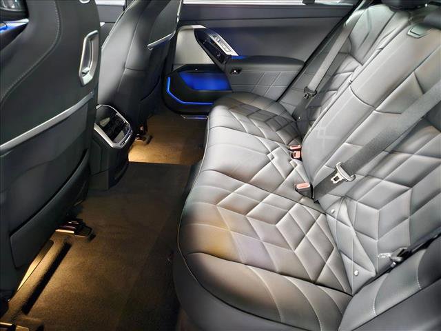 New 2025 BMW 760i xDrive image 14