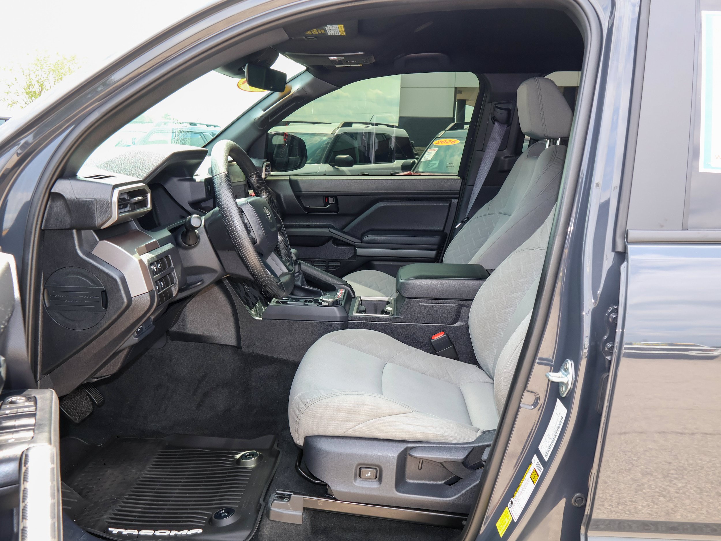 Used 2024 Toyota Tacoma SR5 AWD/4WD image 11