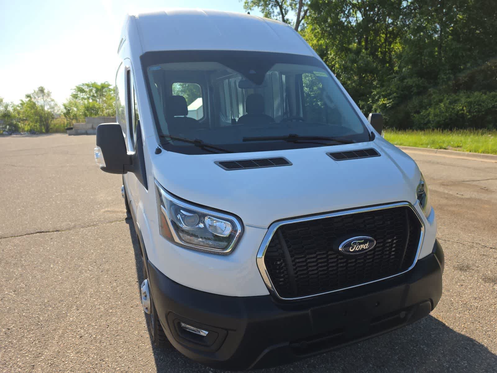 Used 2023 Ford Transit 350 148 High Roof AWD w/ Exterior Upgrade Package image 4