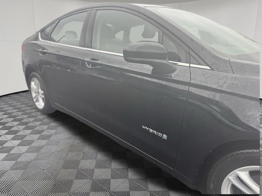 Used 2018 Ford Fusion S FWD image 10
