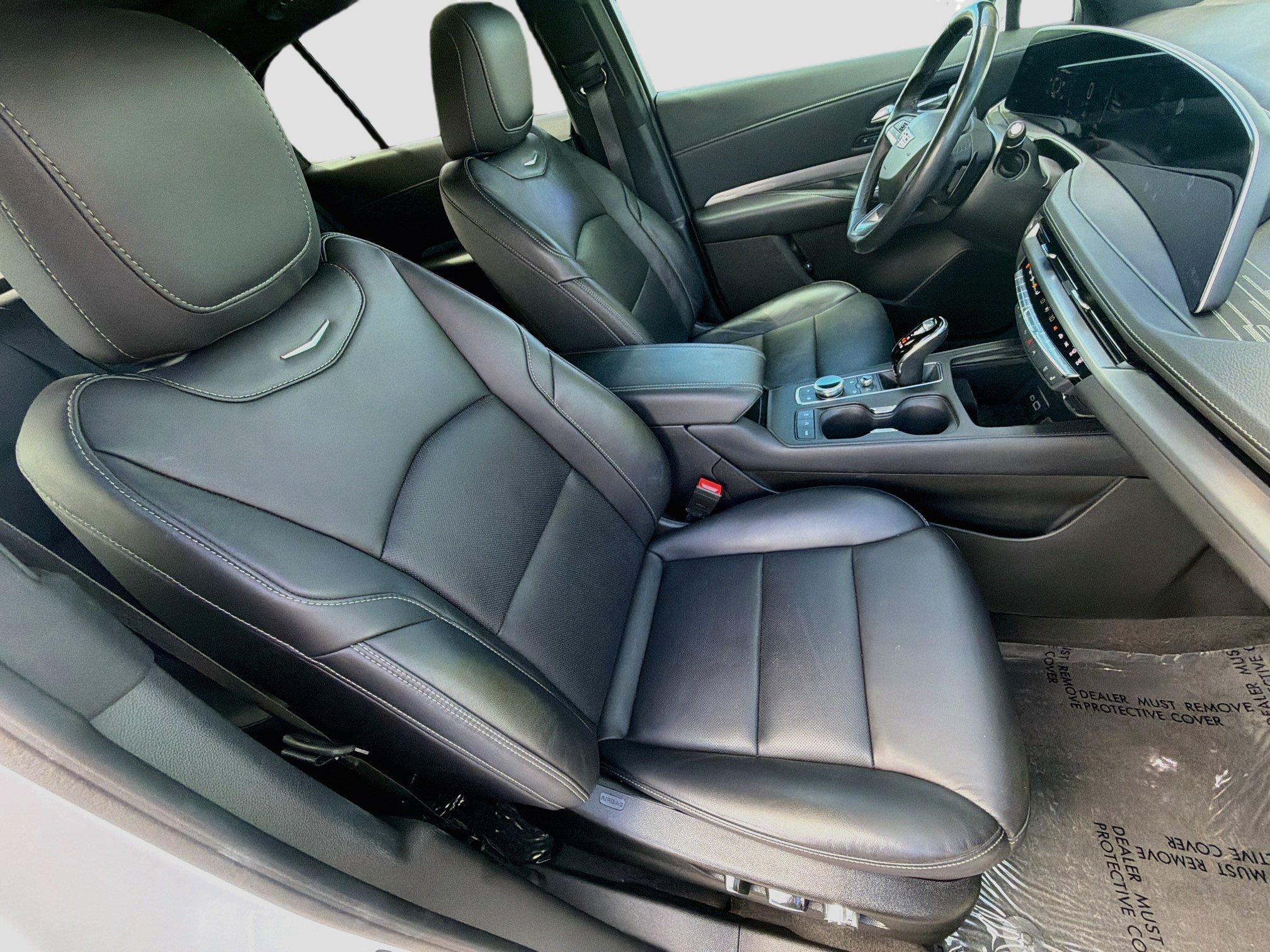 Certified 2024 Cadillac XT4 Premium Luxury FWD image 29