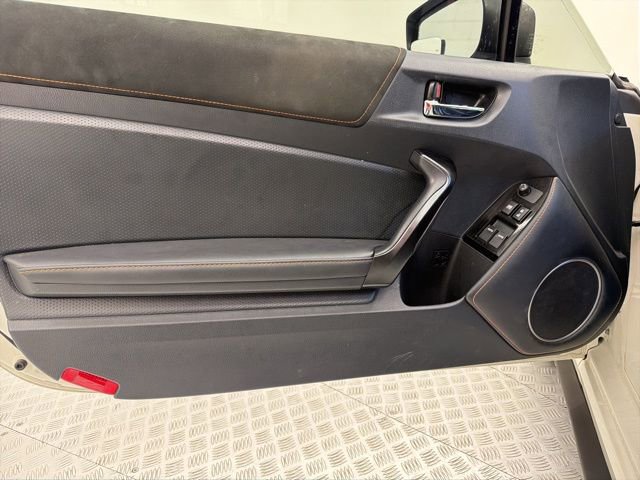 Used 2017 Toyota 86 860 Special Edition RWD image 9