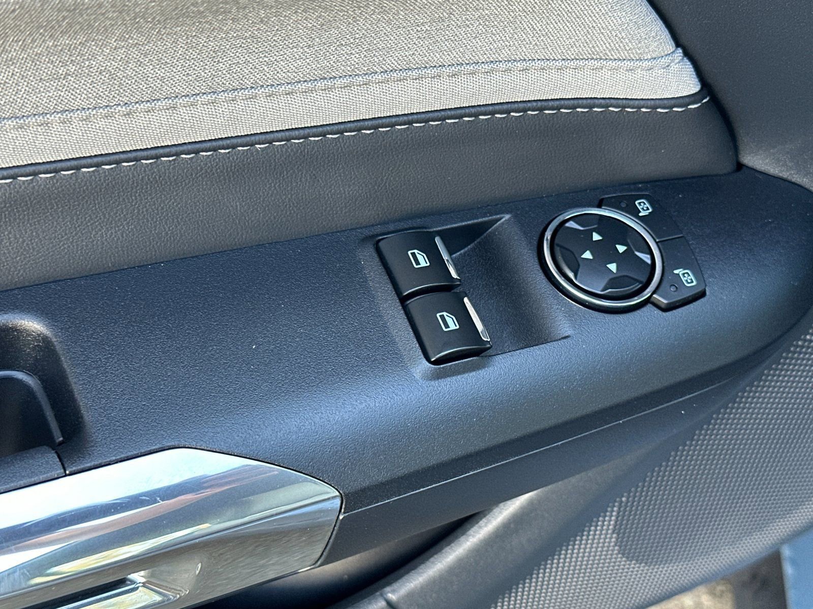 Used 2024 Ford Mustang GT RWD image 13