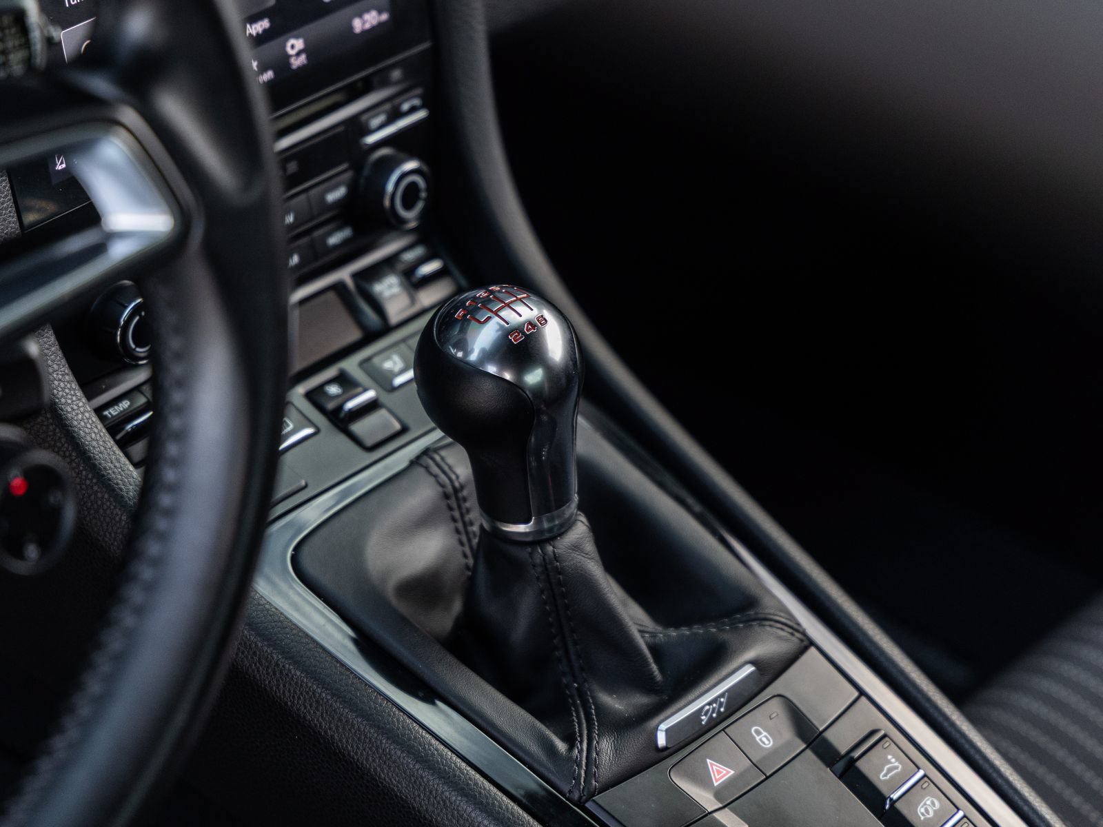 Certified 2018 Porsche 911 Carrera T RWD image 35