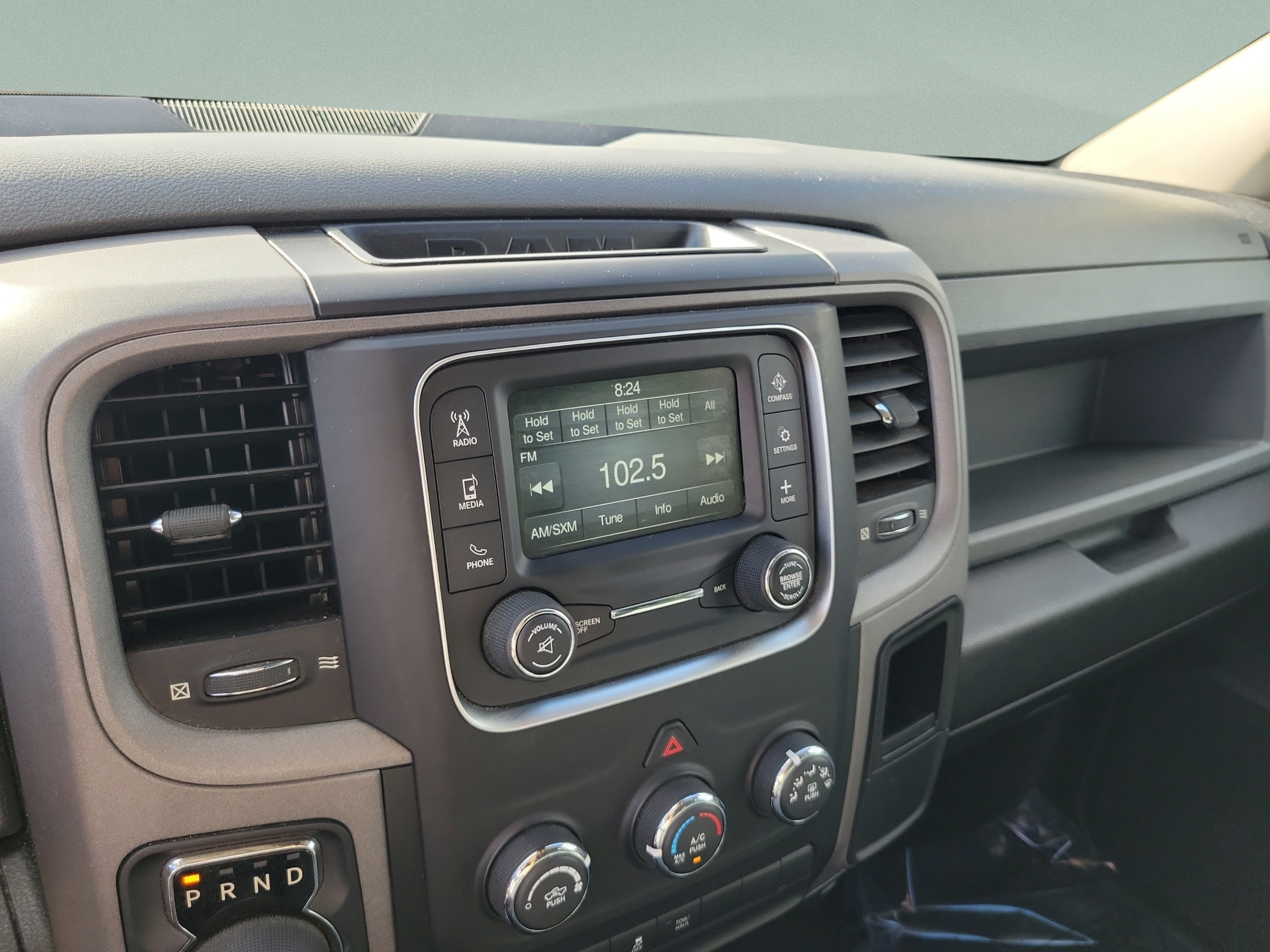 Used 2020 RAM 1500 Tradesman w/ Tradesman SXT Package RWD image 18