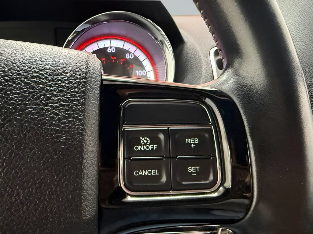 Used 2019 Dodge Grand Caravan SXT FWD image 19