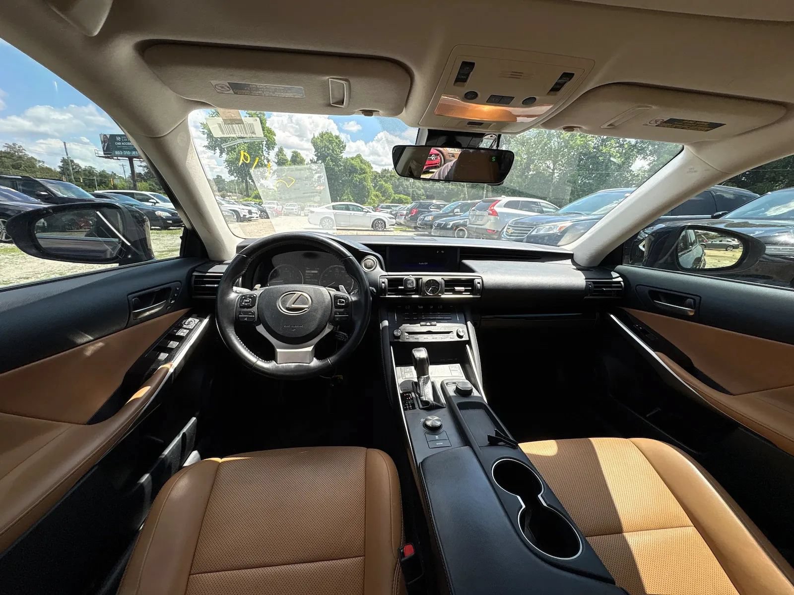 Used 2018 Lexus IS 300 AWD w/ Comfort Package image 12