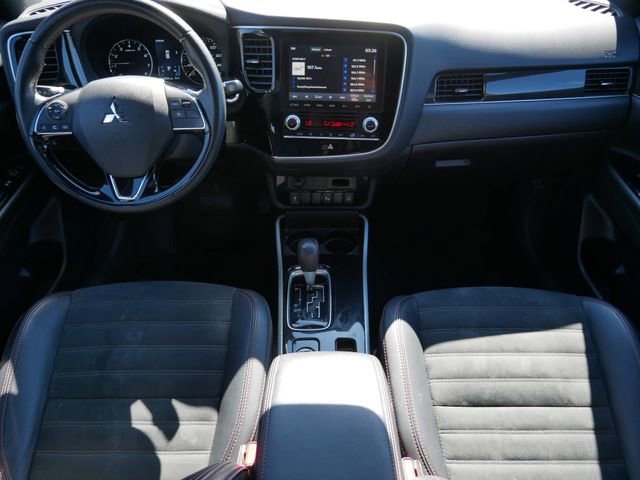 Used 2020 Mitsubishi Outlander LE image 13