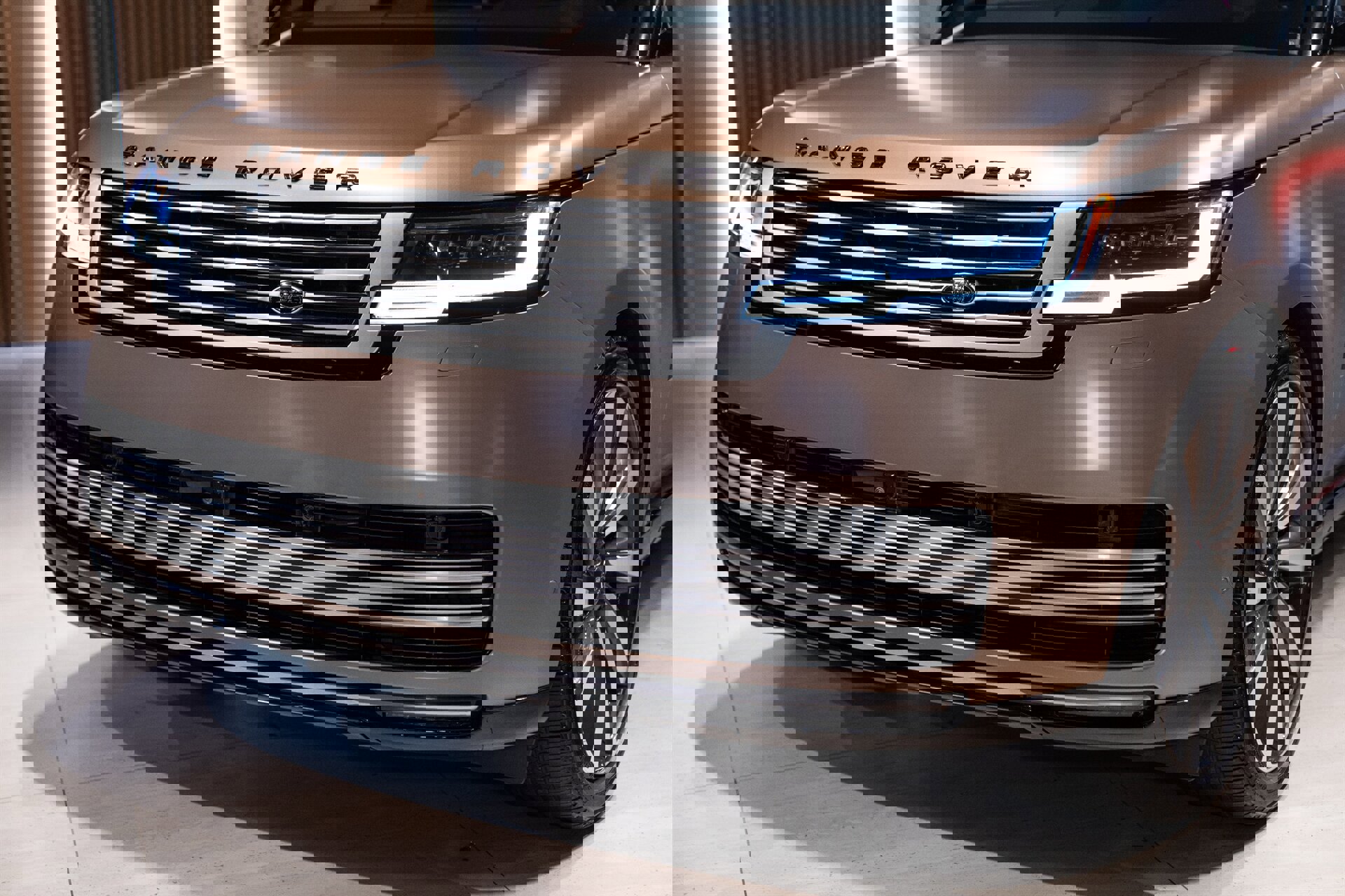 Used 2023 Land Rover Range Rover SV image 38