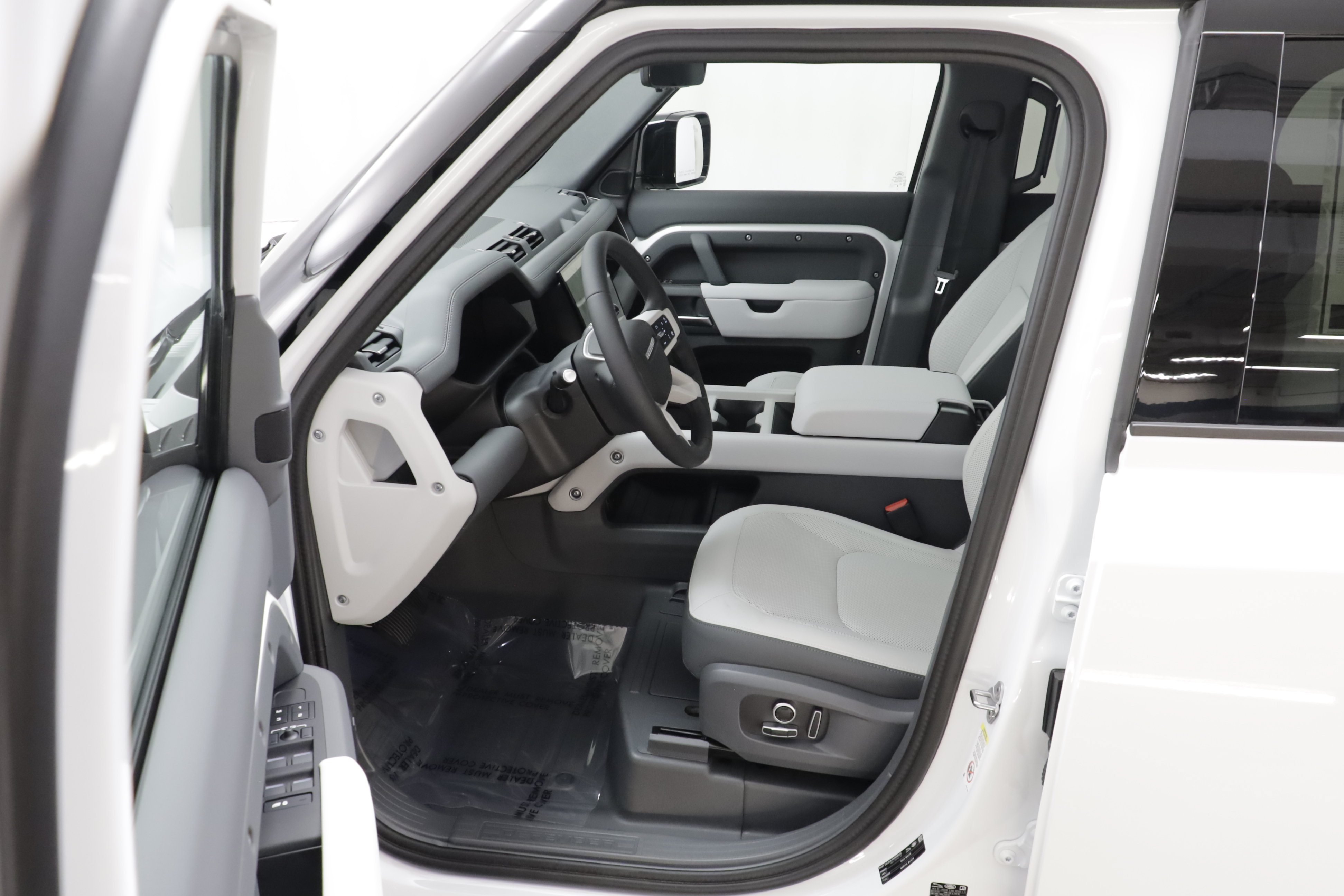 New 2026 Land Rover Defender 130 S AWD/4WD image 7