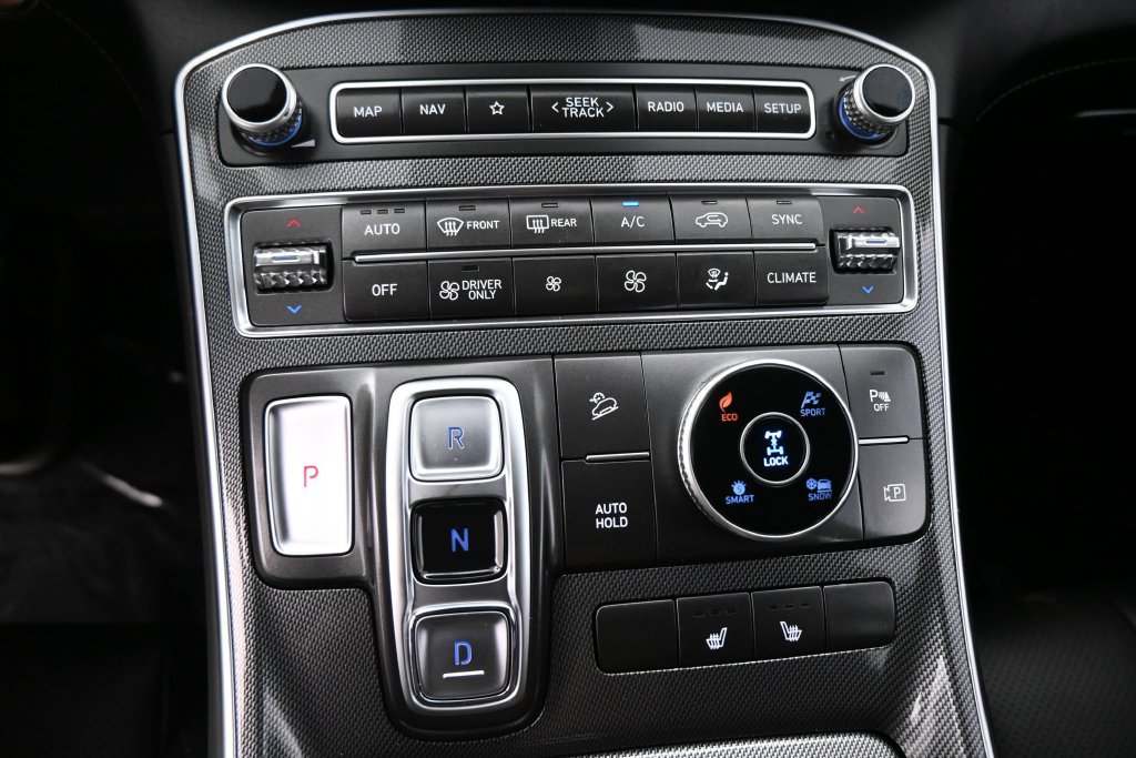 Used 2023 Hyundai Santa Fe SEL Premium AWD/4WD image 15