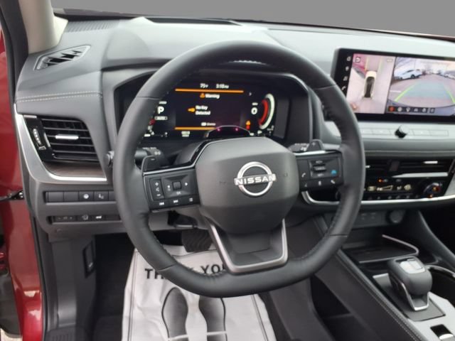 Certified 2025 Nissan Rogue Platinum w/ Tech Package AWD/4WD image 22