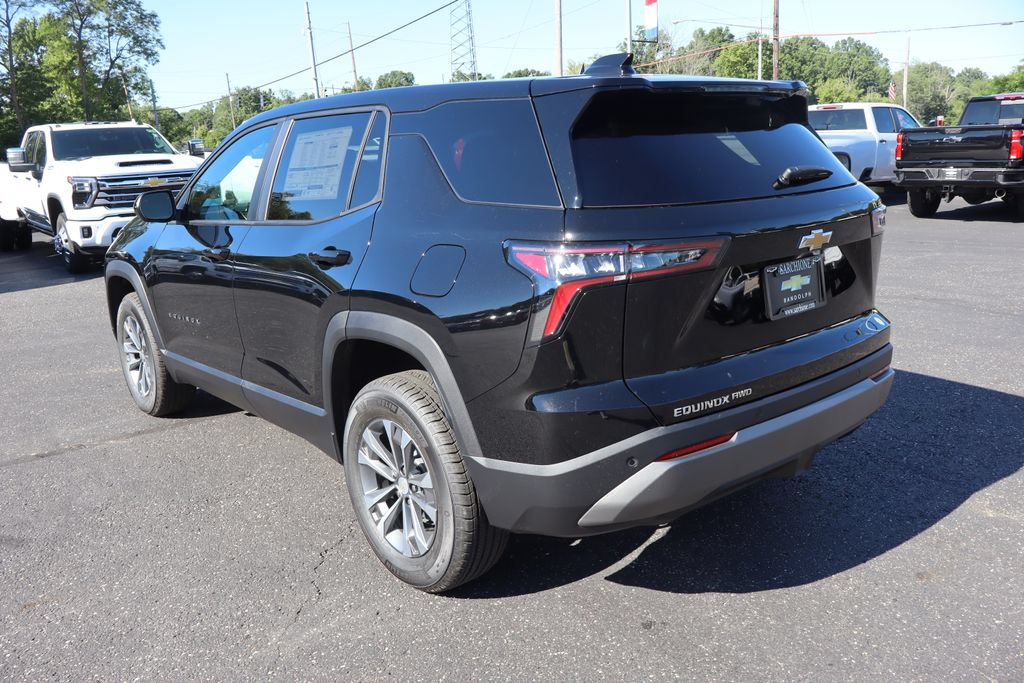 New 2026 Chevrolet Equinox LT AWD/4WD image 3