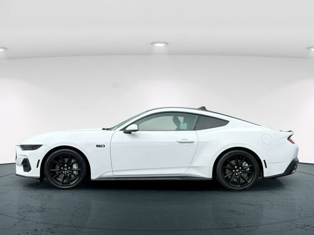 Used 2025 Ford Mustang GT Premium RWD image 4