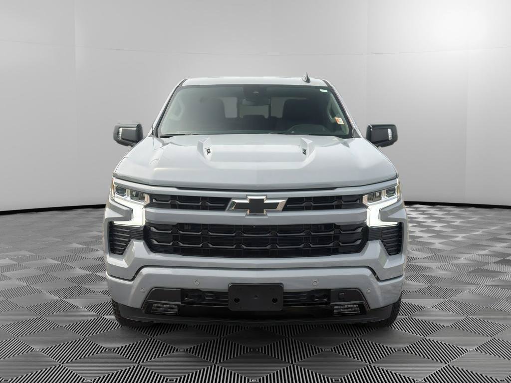 Used 2024 Chevrolet Silverado 1500 RST AWD/4WD image 7