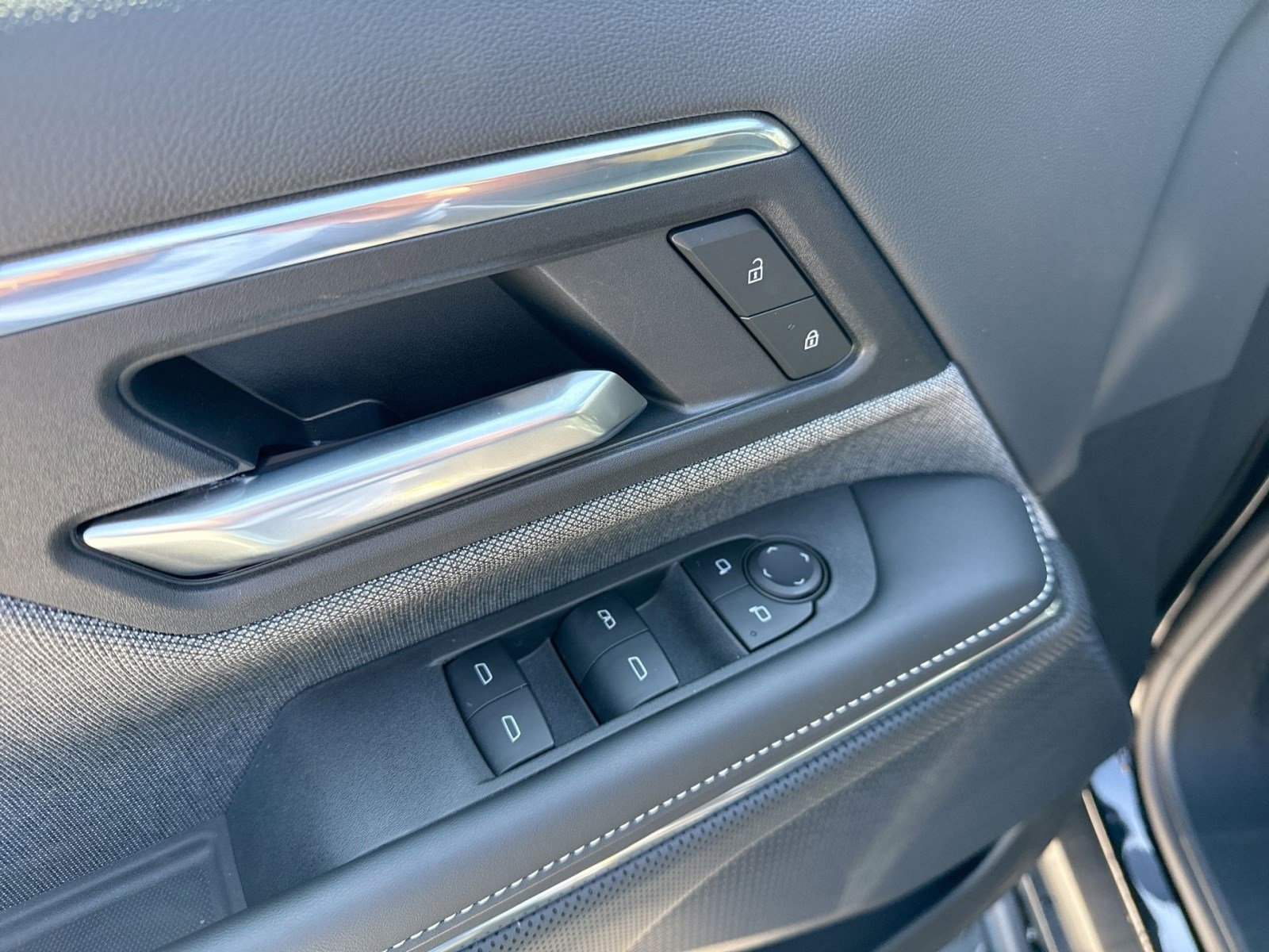 New 2026 GMC Sierra EV Elevation image 15
