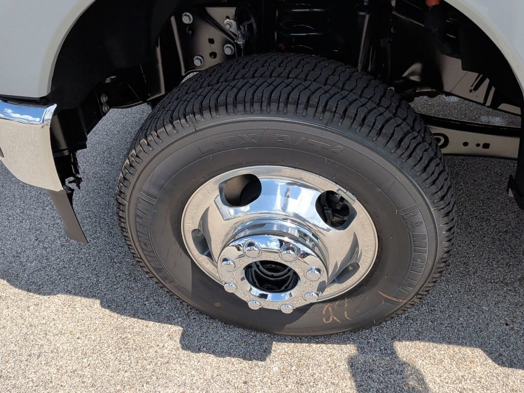 New 2026 Ford F350 XLT AWD/4WD image 43