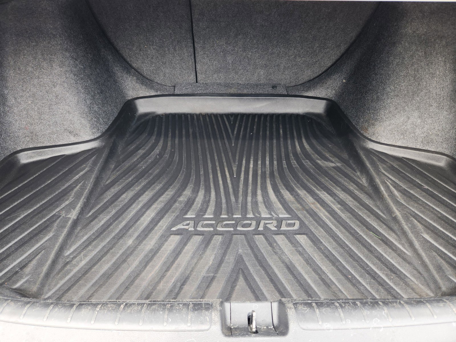 Used 2019 Honda Accord Sport image 24