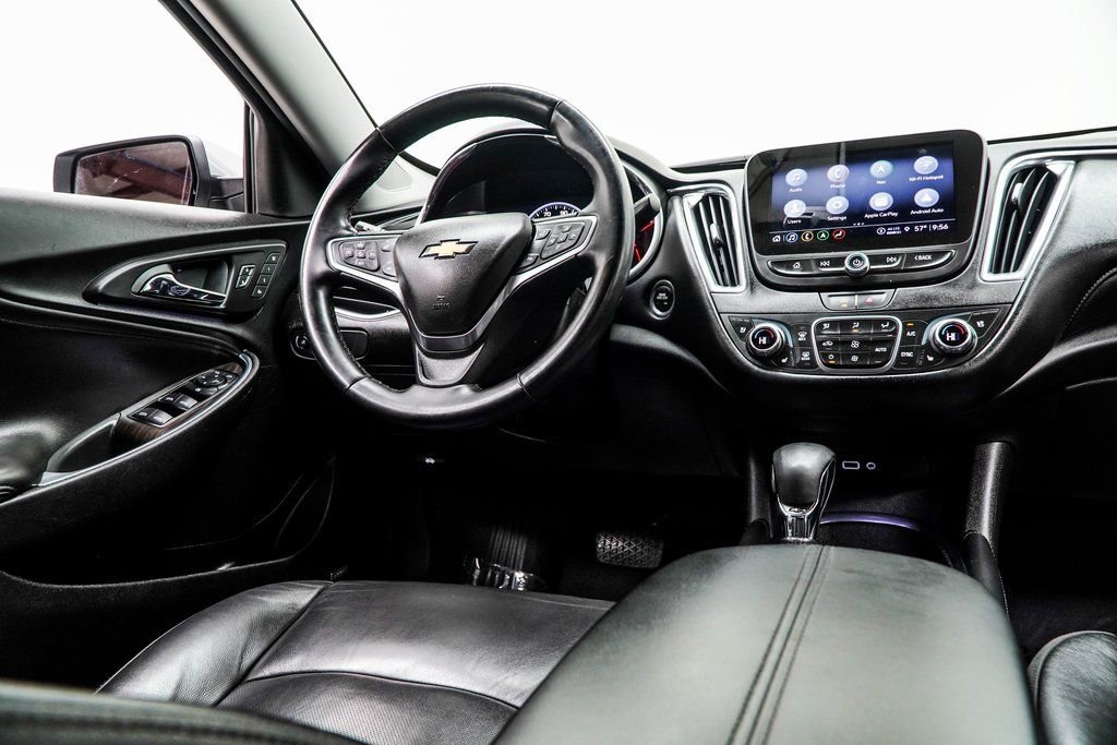 Used 2024 Chevrolet Malibu LT FWD image 19