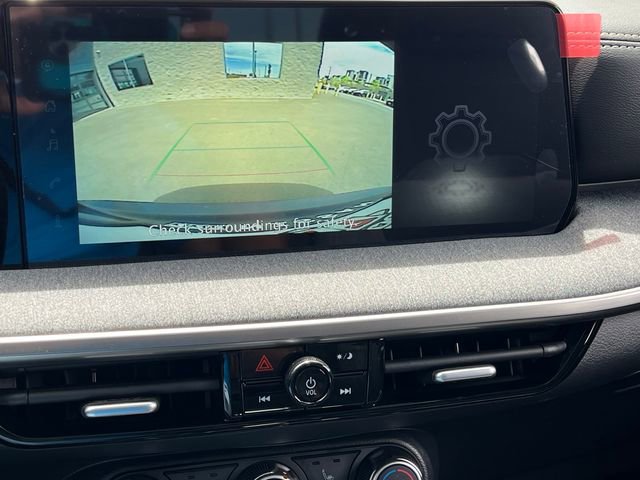 New 2025 Nissan Kicks SV w/ SV Premium Package image 17