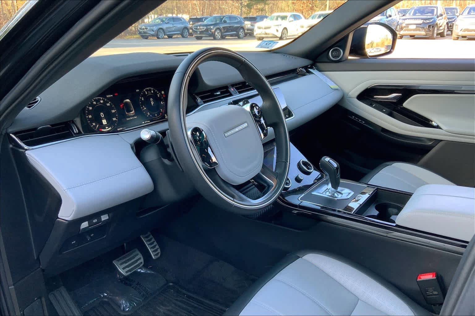 Used 2020 Land Rover Range Rover Evoque R-Dynamic HSE image 17