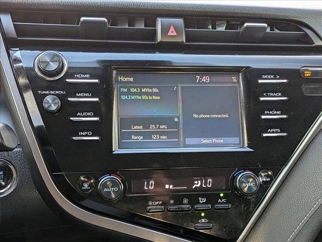 Used 2018 Toyota Camry XSE FWD image 14