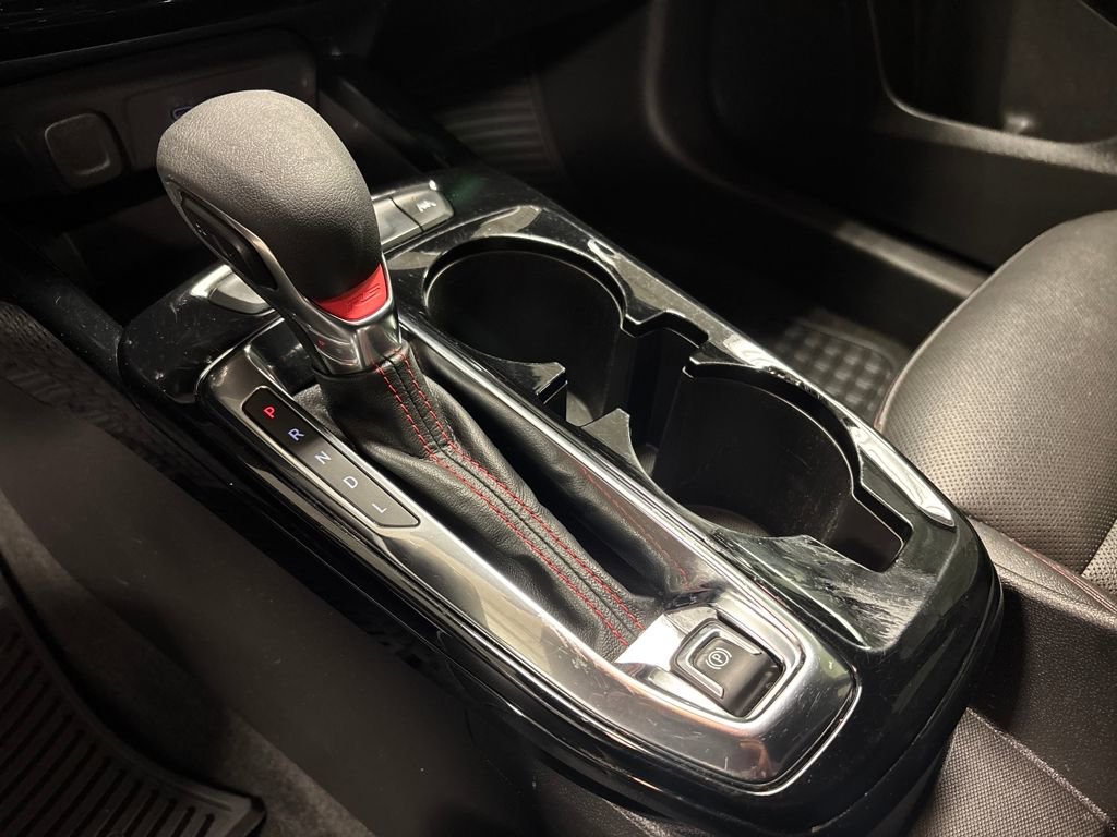 Certified 2025 Chevrolet Trax RS w/ Driver Confidence Package image 36