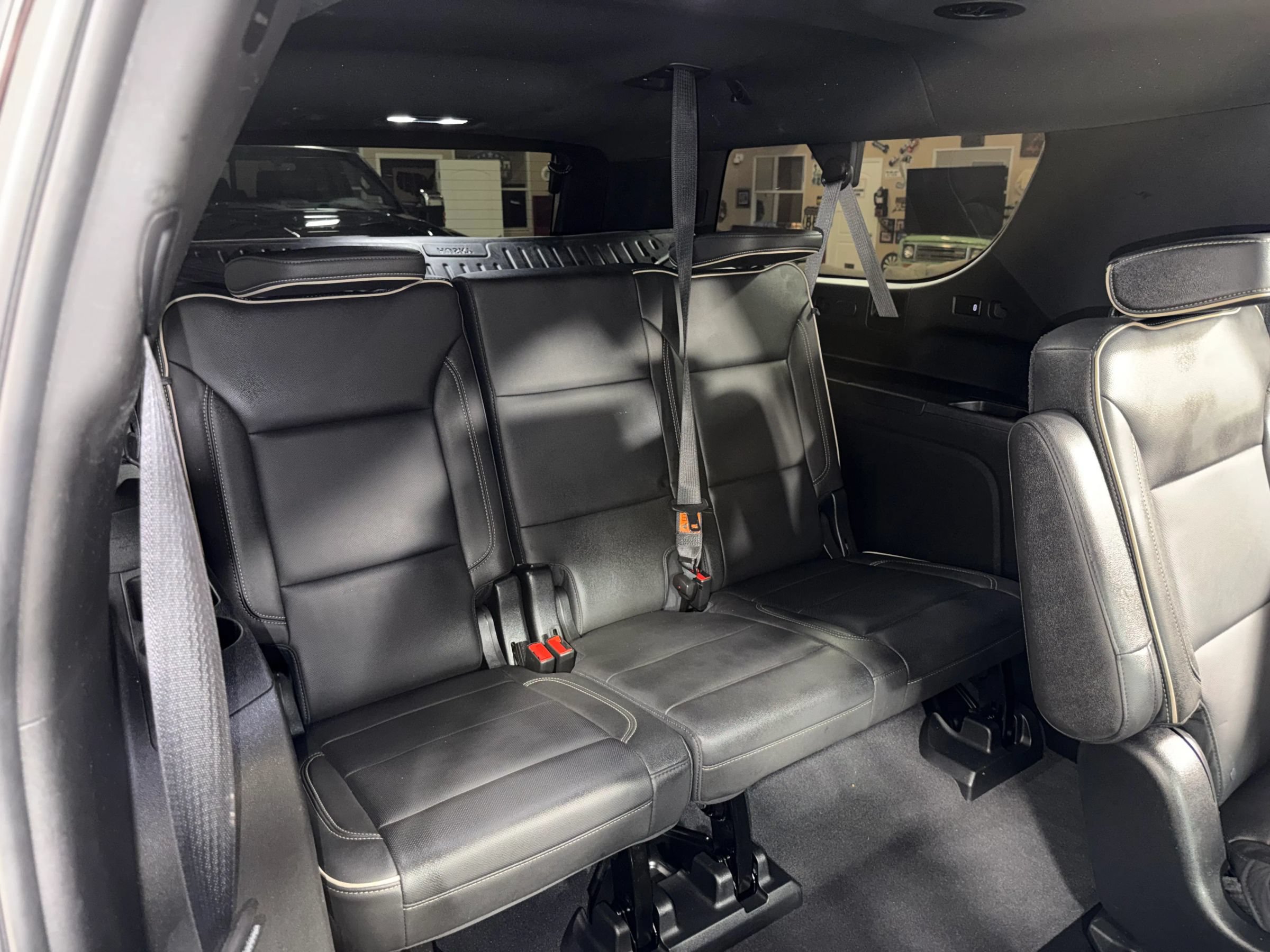 Used 2021 GMC Yukon XL SLT RWD image 16